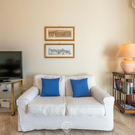 Cityscape Vista Apartment Κάλιαρι Εξωτερικό φωτογραφία